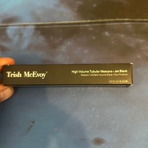 Trish Mcevoy tubular mascara jet black